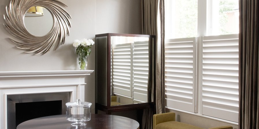 Cafe-style shutters